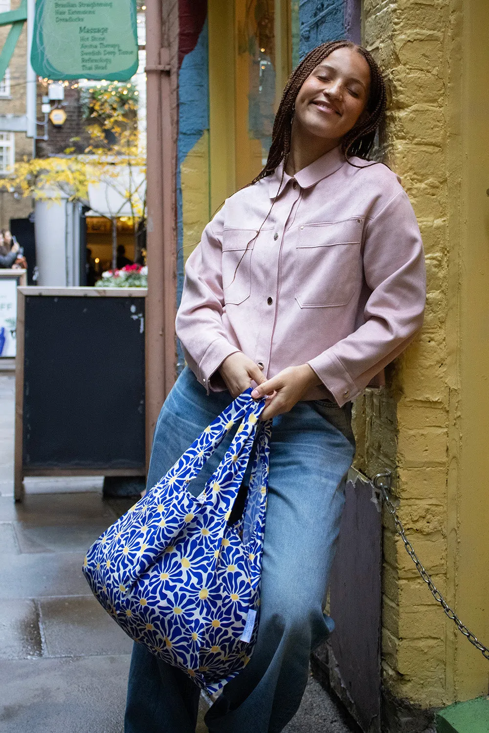 Abstract Flowers Blue | Medium