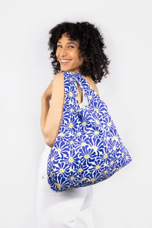 Abstract Flowers Blue | Medium