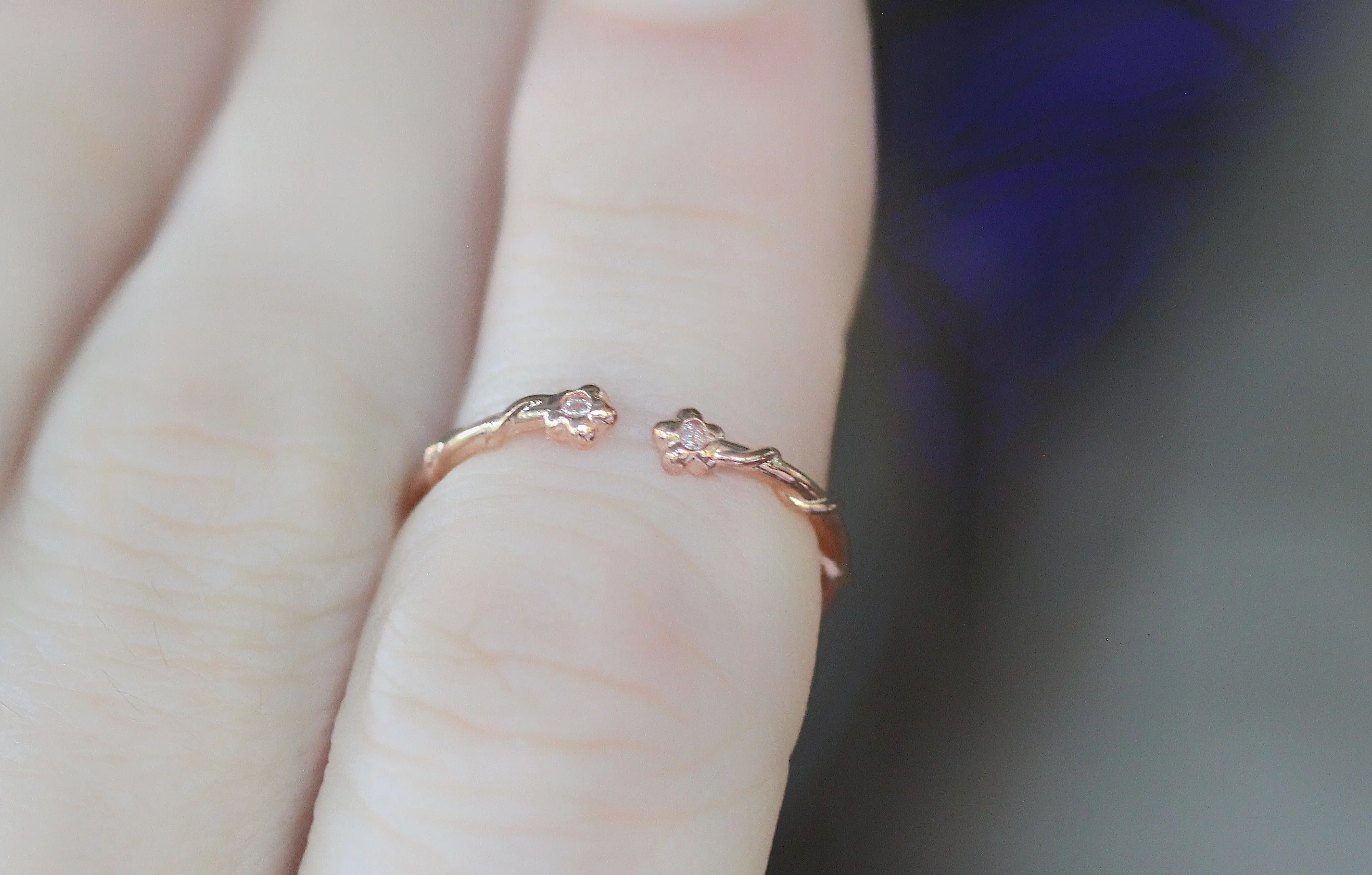 Entwined Floral Branch Ring / size 6