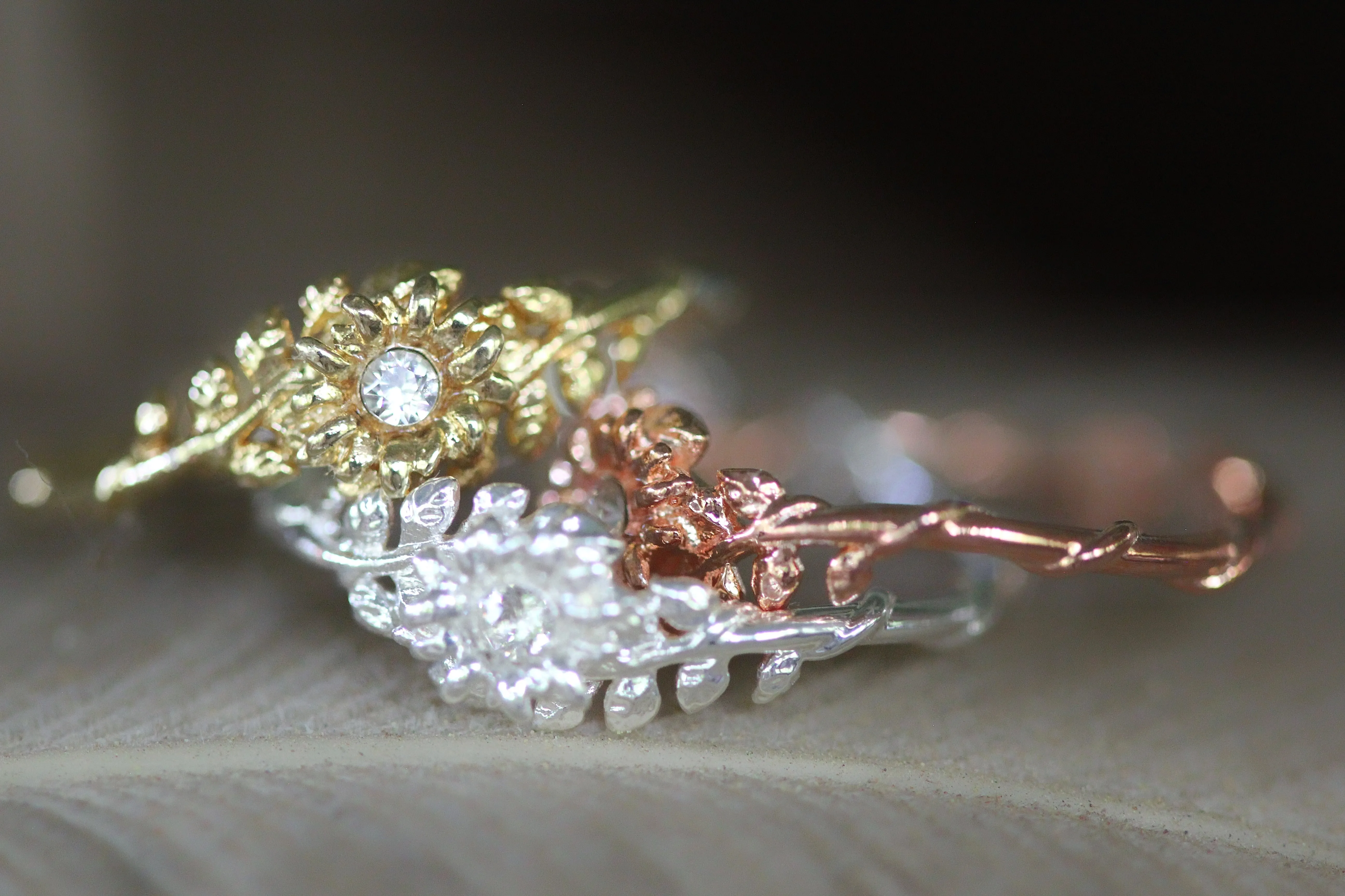Entwined Floral Branch Ring / size 6