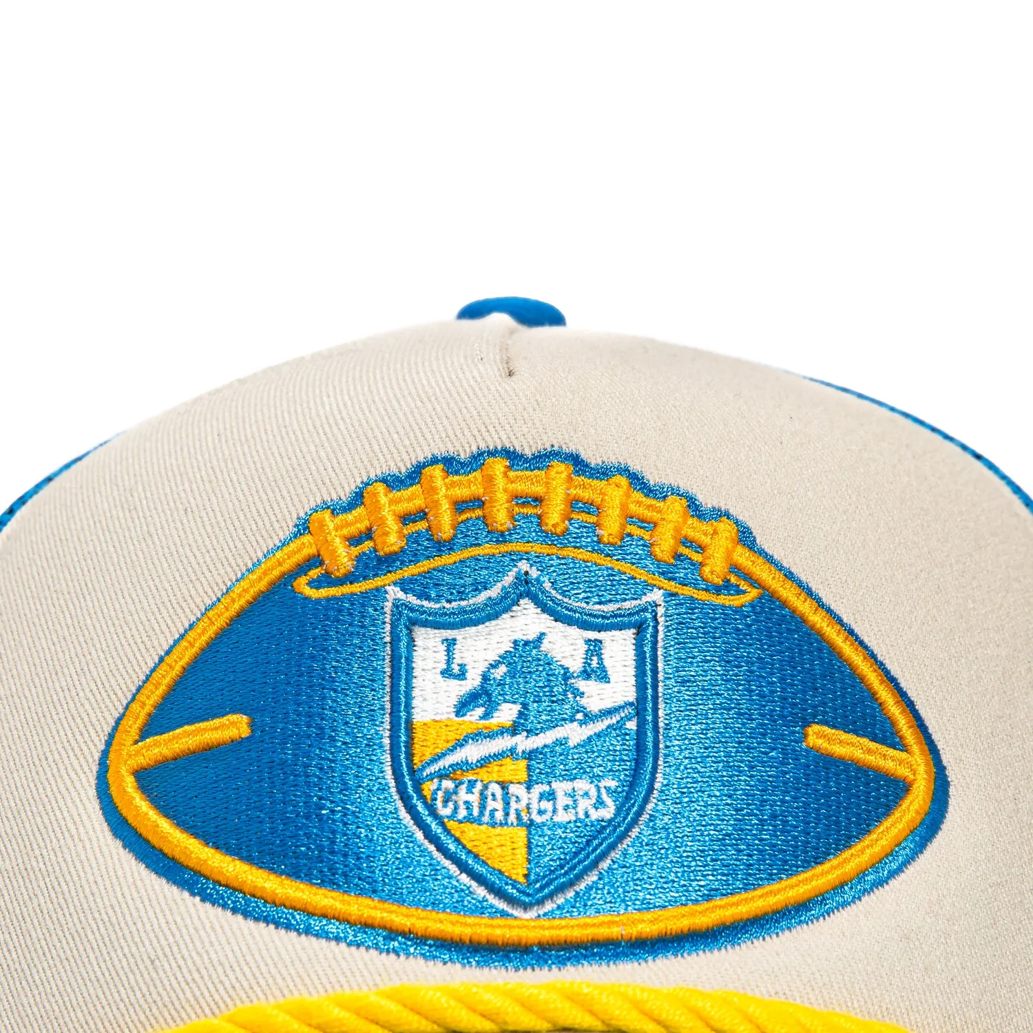 New Era 9Forty A-Frame 2024 Sideline Los Angeles Chargers Trucker Snapback Hat - White, Light Blue